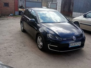 Авто Volkswagen E-Golf 2014 № 7645770