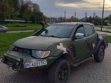 Авто Mitsubishi L 200 2007 № 7645800