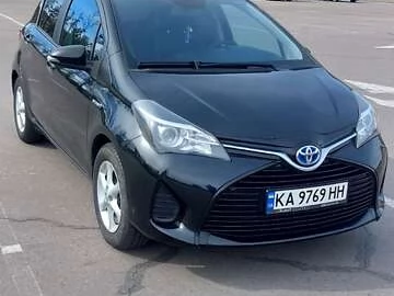 Авто Toyota Yaris 2015 № 7645856