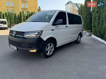 Авто Volkswagen Transporter 2015 № 7645985
