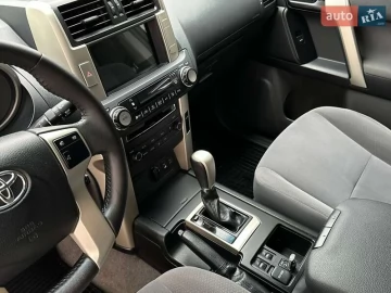 Авто Toyota Land Cruiser Prado 2012 № 7646004