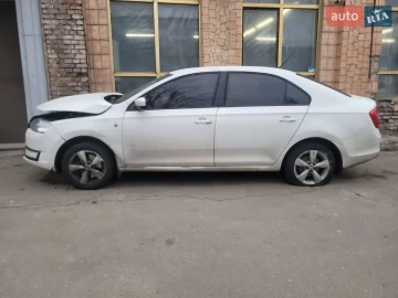 Авто Skoda Rapid 2013 № 7646039