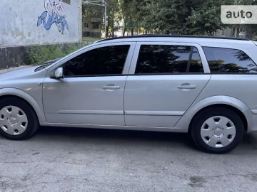 Авто Opel Astra 2005 № 7646101