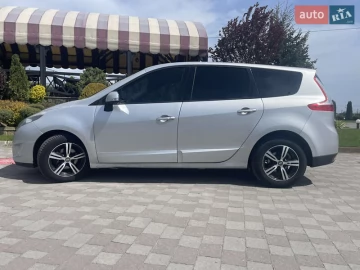 Авто Renault Scenic 2011 № 7646122