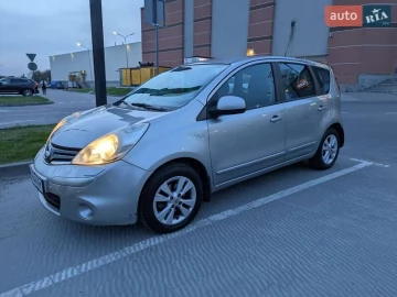 Авто Nissan Note 2010 № 7646131
