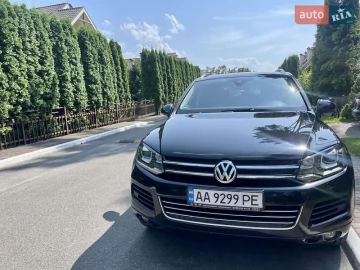 Авто Volkswagen Touareg 2014 № 7646179