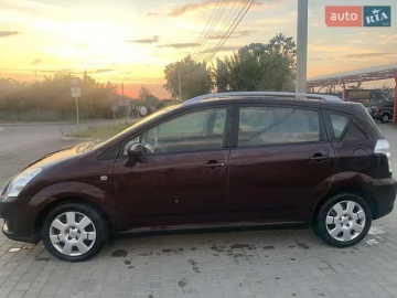 Авто Toyota Corolla Verso 2007 № 7646304