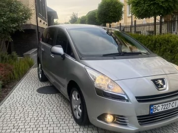 Авто Peugeot 5008 2011 № 7646328