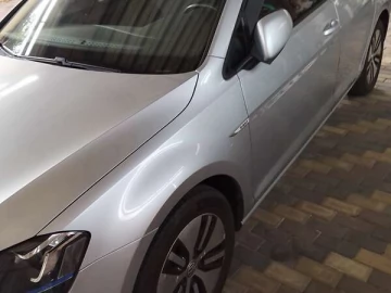Авто Volkswagen E-Golf 2014 № 7646341