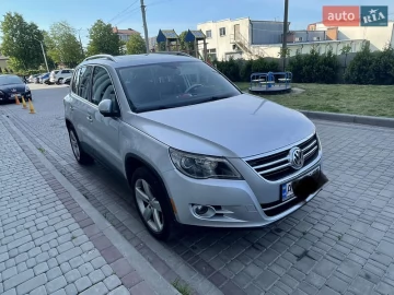 Авто Volkswagen Tiguan 2010 № 7646366