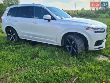 Авто Volvo Xc90 2018 № 7646425