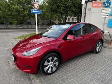 Авто Tesla Model Y 2023 № 7646748