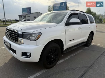 Авто Toyota Sequoia 2017 № 7646753