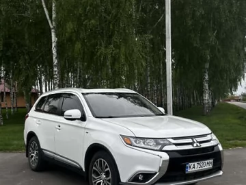 Авто Mitsubishi Outlander 2017 № 7646923
