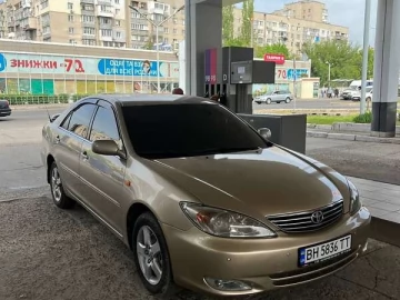 Авто Toyota Camry 2002 № 7647011