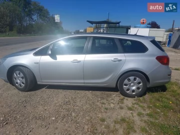 Авто Opel Astra 2012 № 7647037