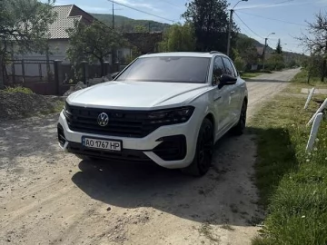 Авто Volkswagen Touareg 2021 № 7647168