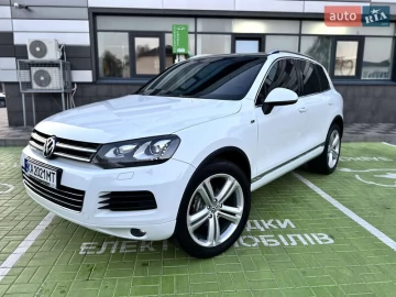 Авто Volkswagen Touareg 2012 № 7647355