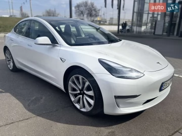 Авто Tesla Model 3 2020 № 7647371