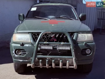Авто Mitsubishi Pajero 2000 № 7647491