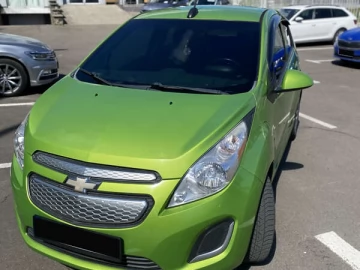 Авто Chevrolet Spark 2014 № 7647517