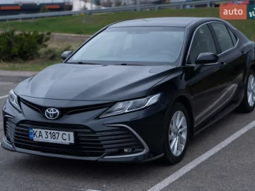Авто Toyota Camry 2021 № 7647661