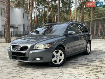 Авто Volvo V50 2008 № 7647788