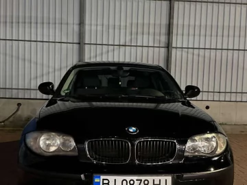 Авто BMW 1 Series 2010 № 7647815