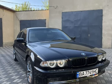 Авто BMW 7 Series 2000 № 7647816