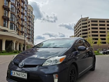 Авто Toyota Prius 2014 № 7647856