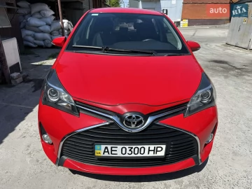 Авто Toyota Yaris 2015 № 7647893