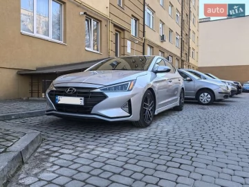 Авто Hyundai Elantra 2018 № 7647945