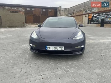Авто Tesla Model 3 2019 № 7647968