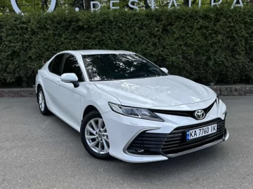 Авто Toyota Camry 2021 № 7648010