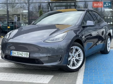 Авто Tesla Model Y 2022 № 7648011