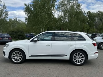 Авто Audi Q7 2017 № 7648026