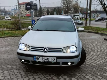 Авто Volkswagen Golf 1999 № 7648071