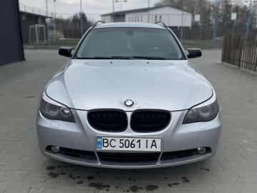 Авто BMW 5 Series 2004 № 7648185