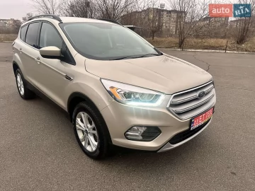 Авто Ford Escape 2017 № 7648288
