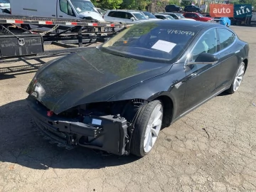 Авто Tesla Model S 2015 № 7648310