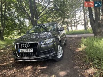 Авто Audi Q7 2010 № 7648348