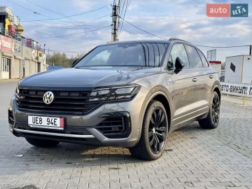 Авто Volkswagen Touareg 2020 № 7648433
