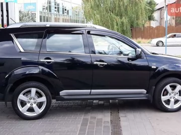 Авто Mitsubishi Outlander Xl 2009 № 7648679