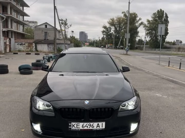 Авто BMW 5 Series 2011 № 7648703