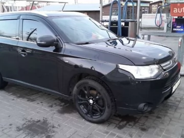 Авто Mitsubishi Outlander 2014 № 7648726