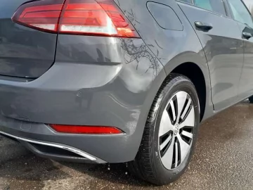 Авто Volkswagen E-Golf 2020 № 7648767