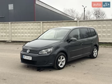 Авто Volkswagen Touran 2015 № 7649143