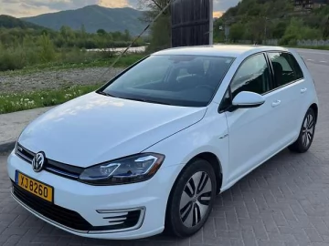 Авто Volkswagen E-Golf 2020 № 7649168
