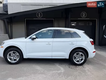 Авто Audi Q5 2017 № 7649276
