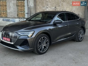 Авто Audi E-Tron 2020 № 7649293